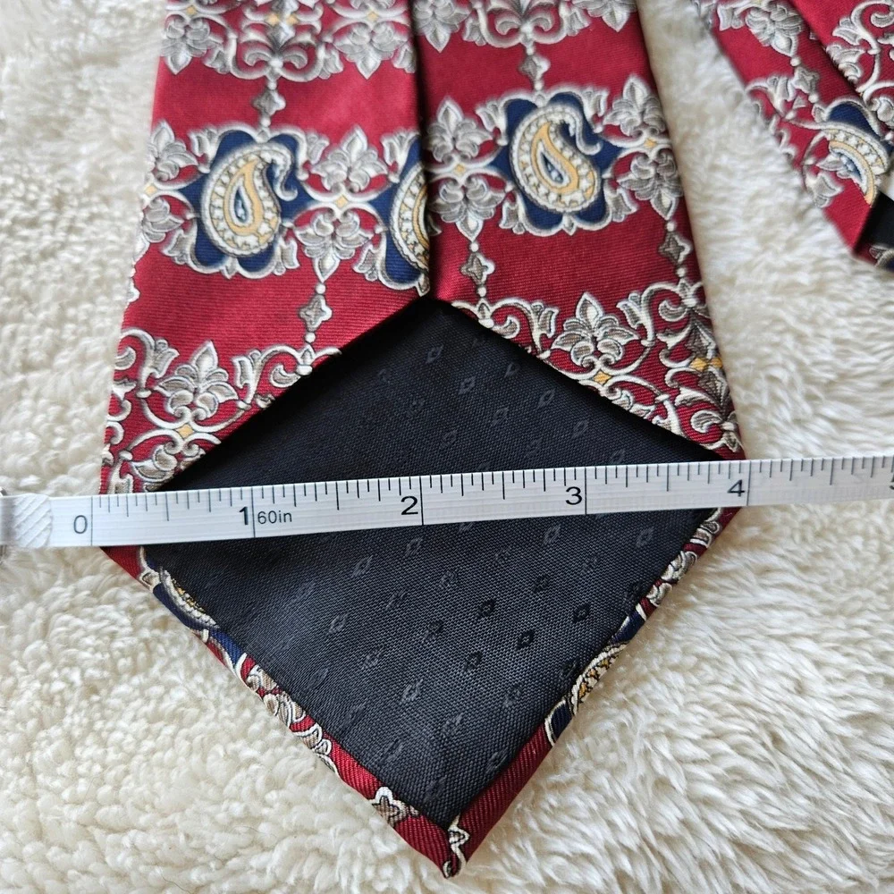 Oscar de la‎ Renta Mens Silk Tie Burgundy Red Paisley Baroque Scroll Geometric